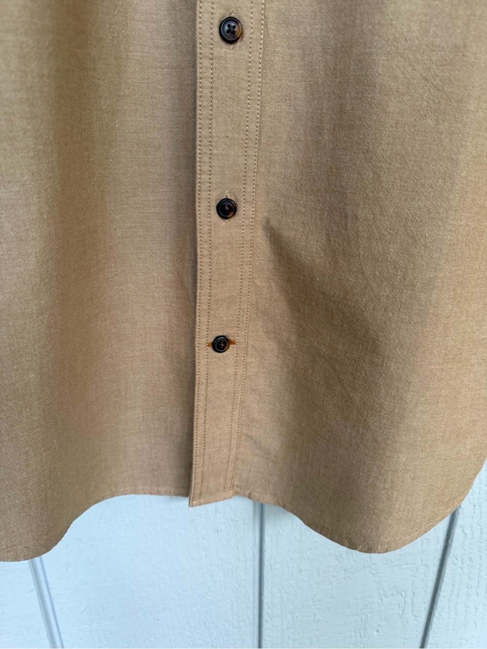 Sz S Carhartt Mens Button-Down Shirt in dark Tan chambray.. like new condition - Picture 8 of 13